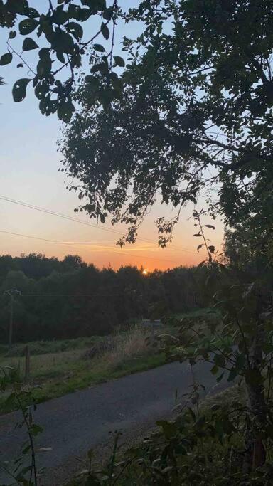 Spacious 1 Bed Home With Shared Pool Champagnac-la-Rivière 외부 사진