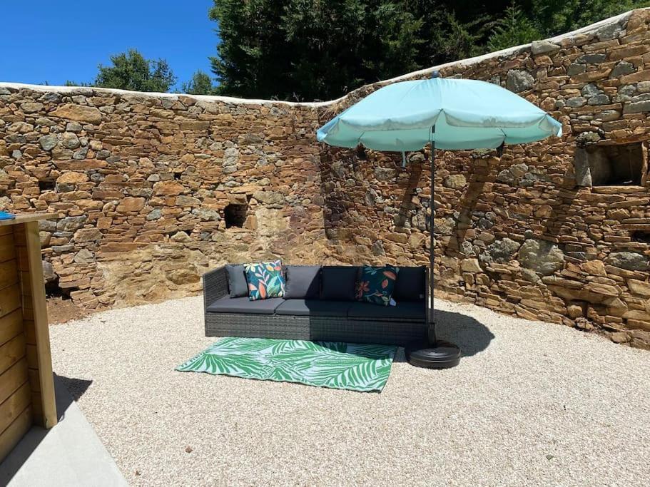 Spacious 1 Bed Home With Shared Pool Champagnac-la-Rivière 외부 사진