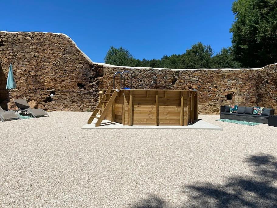 Spacious 1 Bed Home With Shared Pool Champagnac-la-Rivière 외부 사진