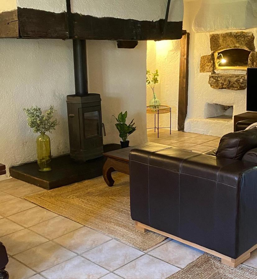 Spacious 1 Bed Home With Shared Pool Champagnac-la-Rivière 외부 사진